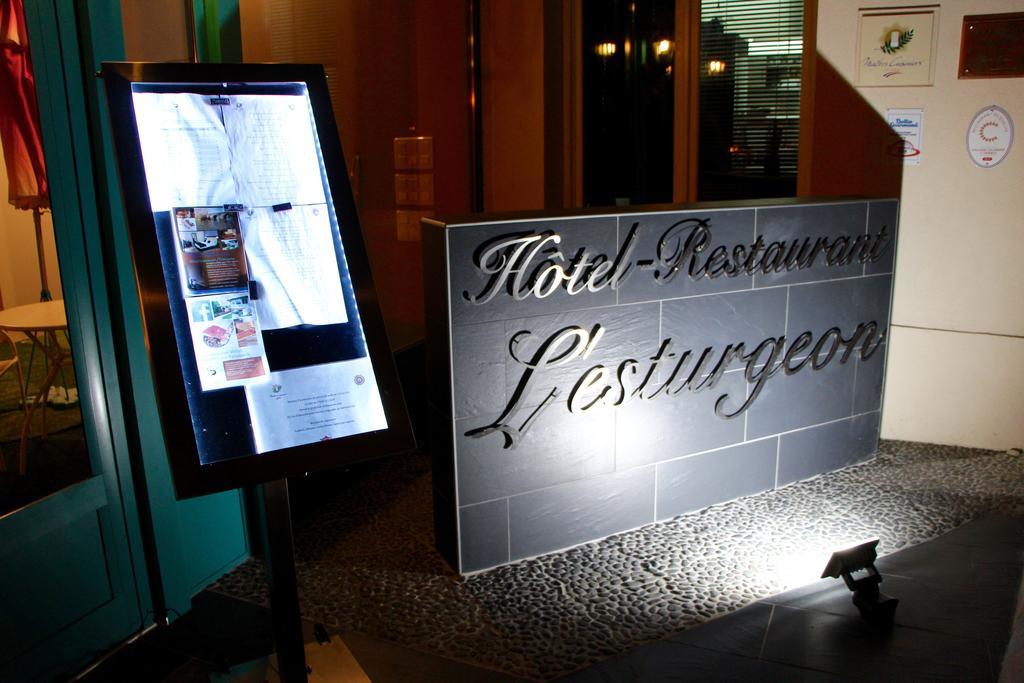 פואסי Hotel L'Esturgeon מראה חיצוני תמונה