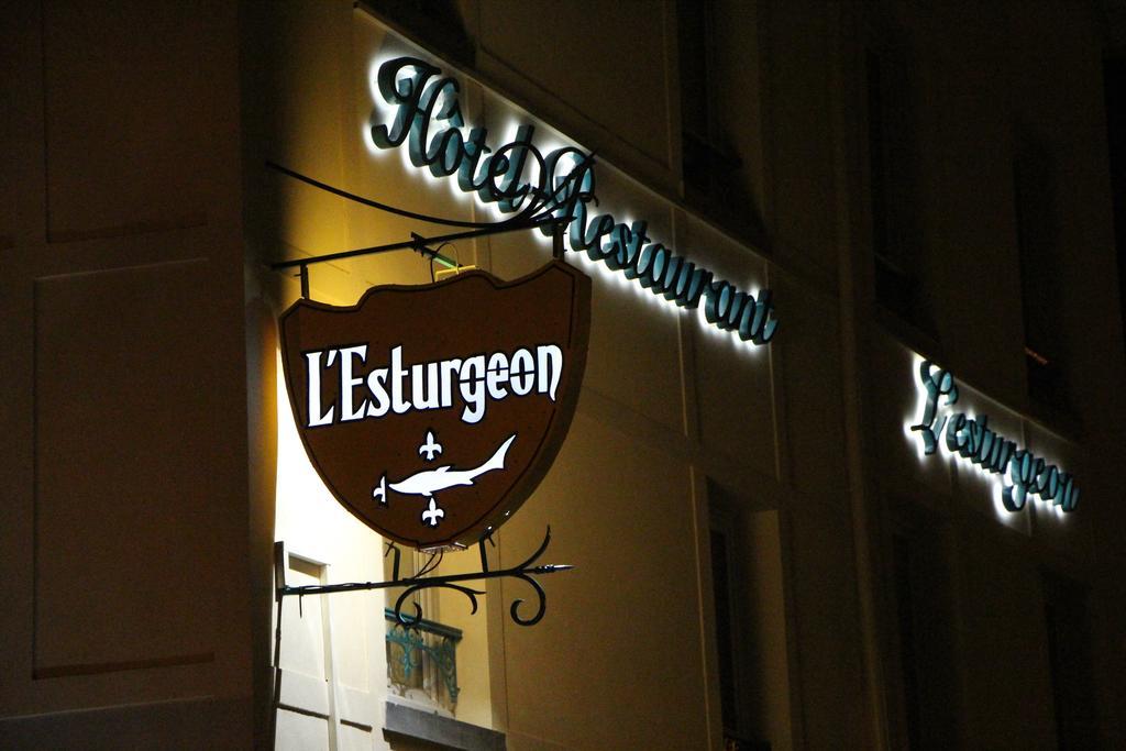 פואסי Hotel L'Esturgeon מראה חיצוני תמונה